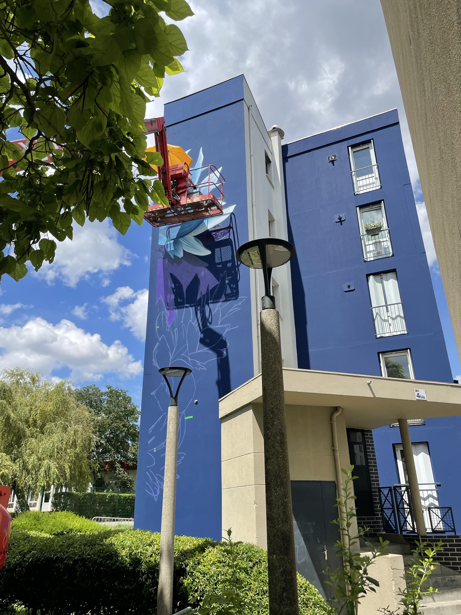 Festival des arts urbains, street art sur les murs des immeubles de l'OPAL