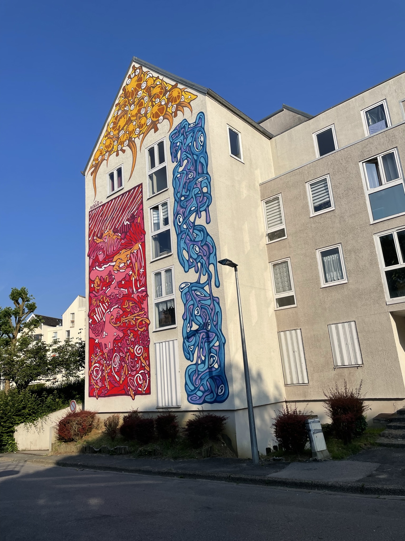 Festival des arts urbains, street art sur les murs des immeubles de l'OPAL