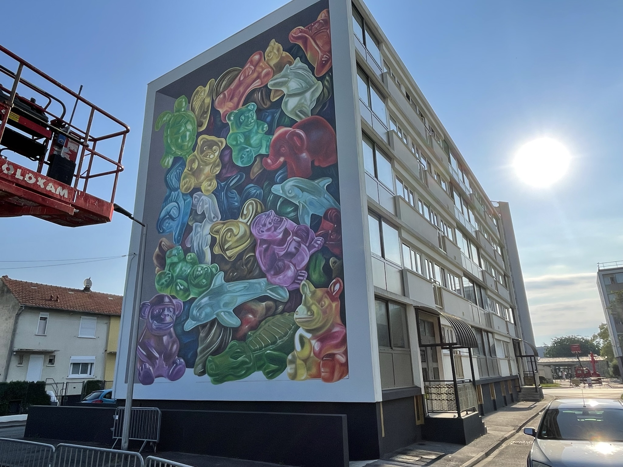 Festival des arts urbains, street art sur les murs des immeubles de l'OPAL