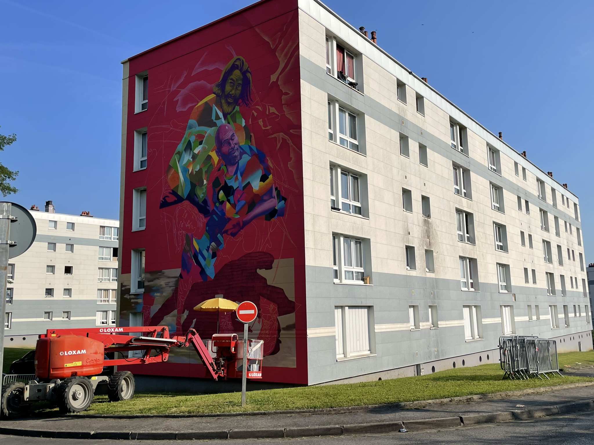 Festival des arts urbains, street art sur les murs des immeubles de l'OPAL