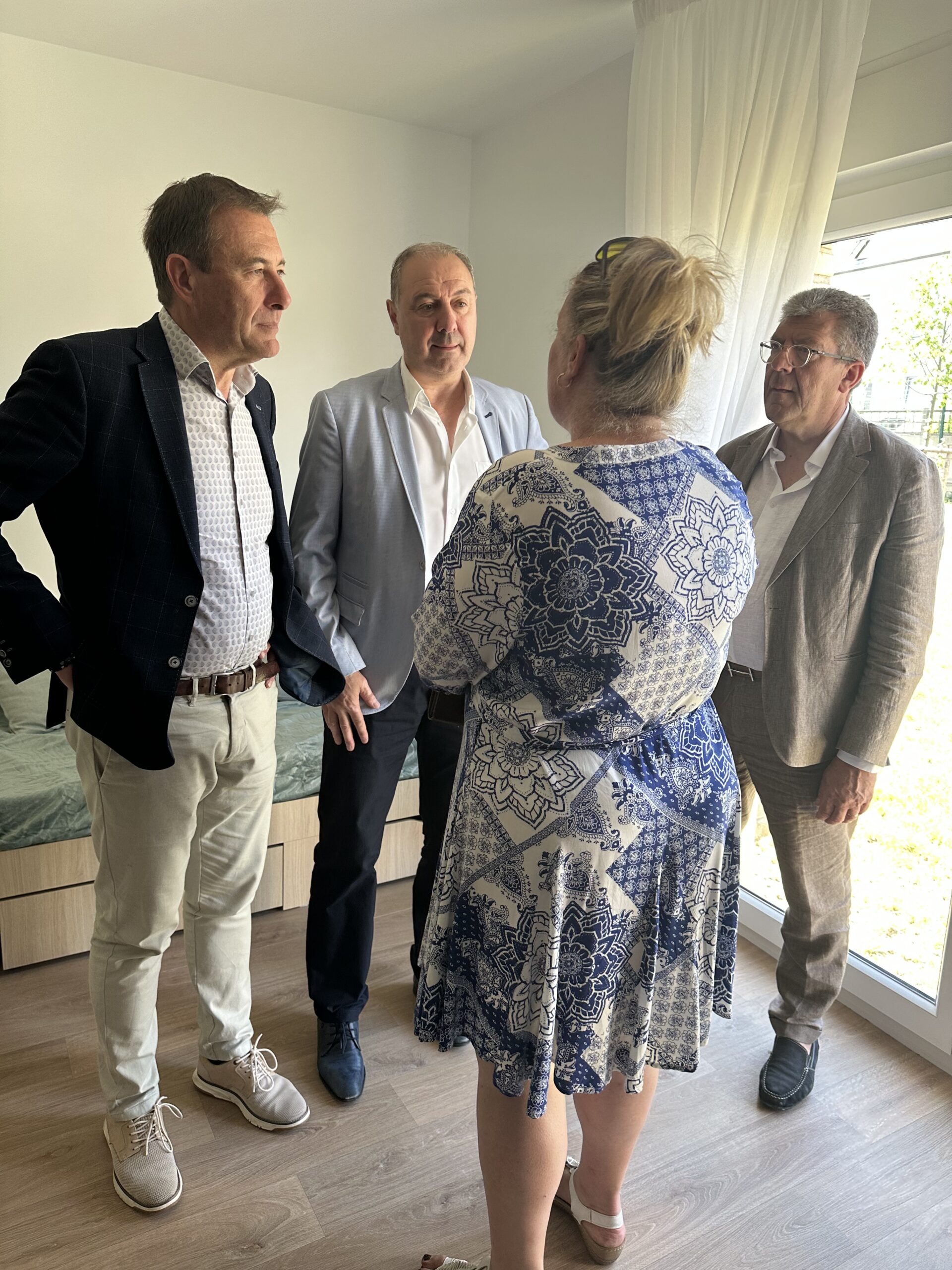Inauguration pension de famille Michel Colucci Laon