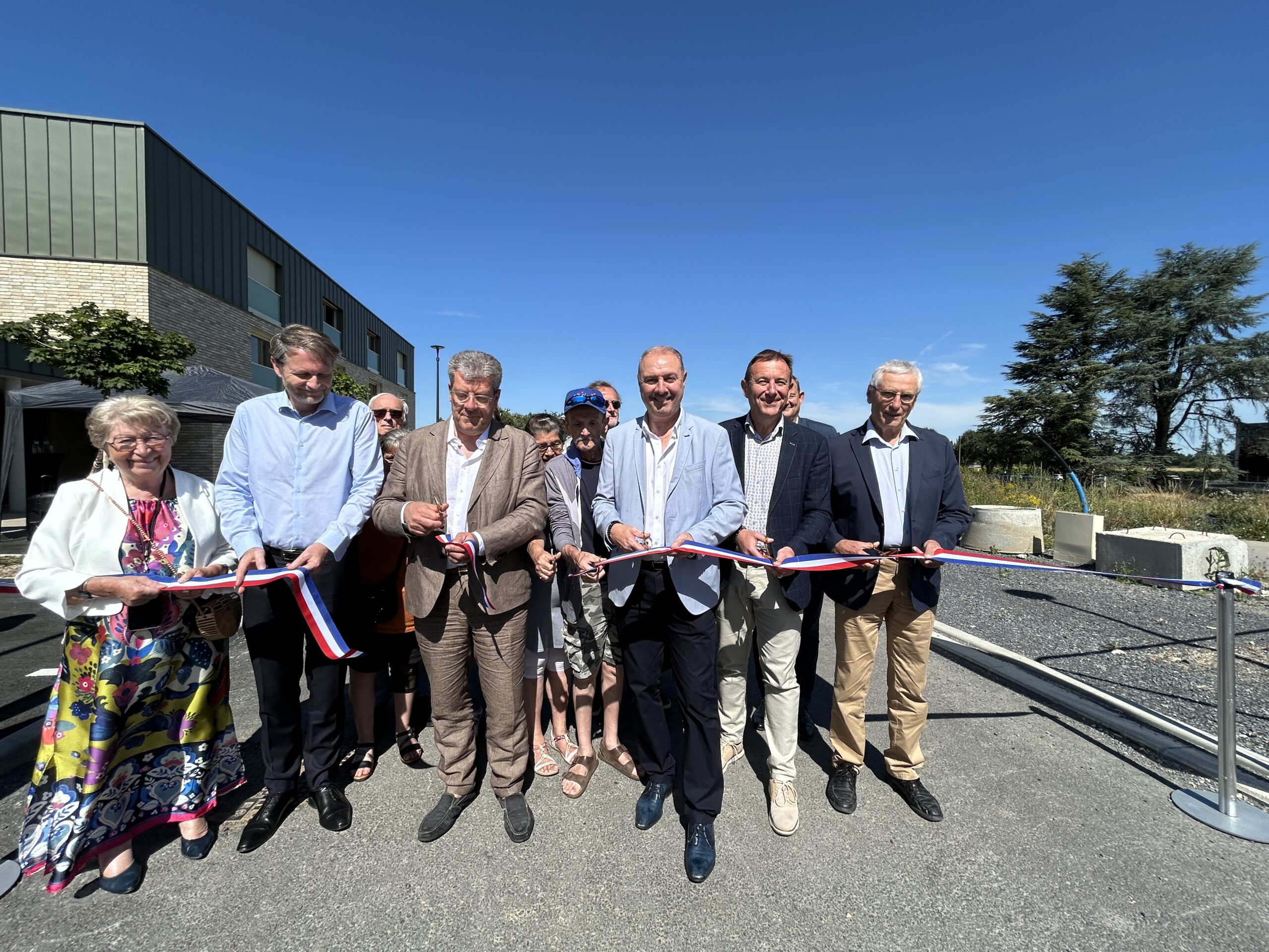 Inauguration pension de famille Michel Colucci Laon