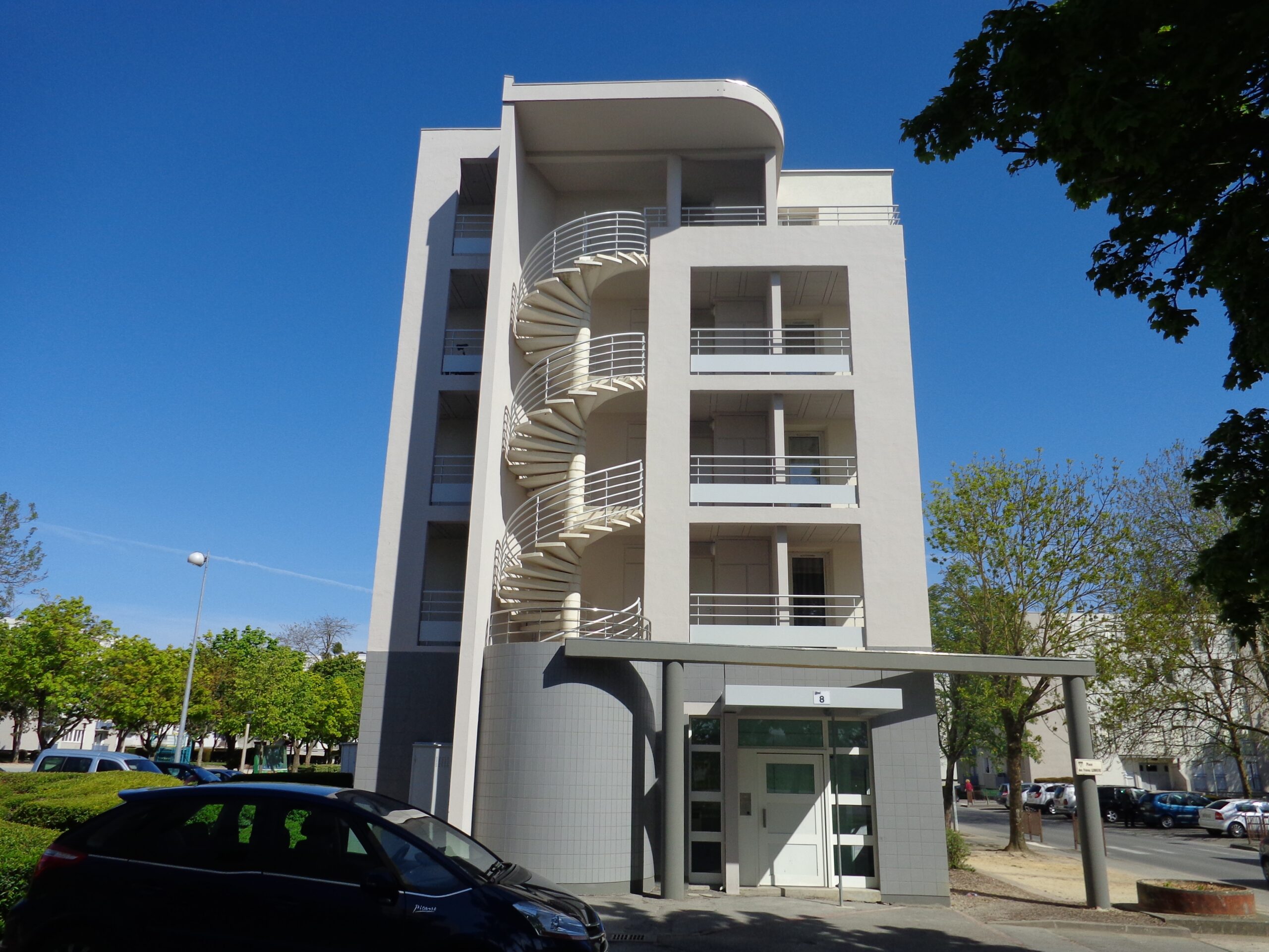 LAON, 02000 LAON, 02000