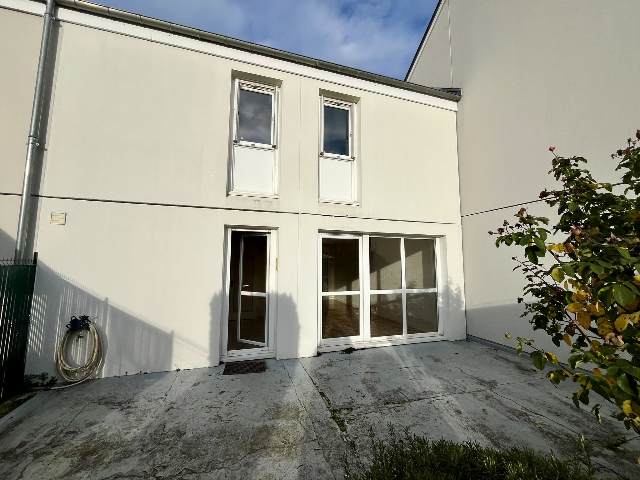 LAON, 02000 LAON, 02000