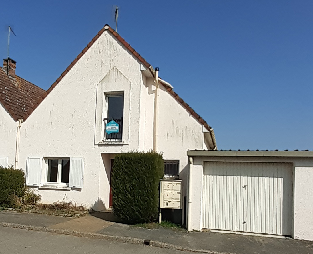 VERSIGNY, 02800