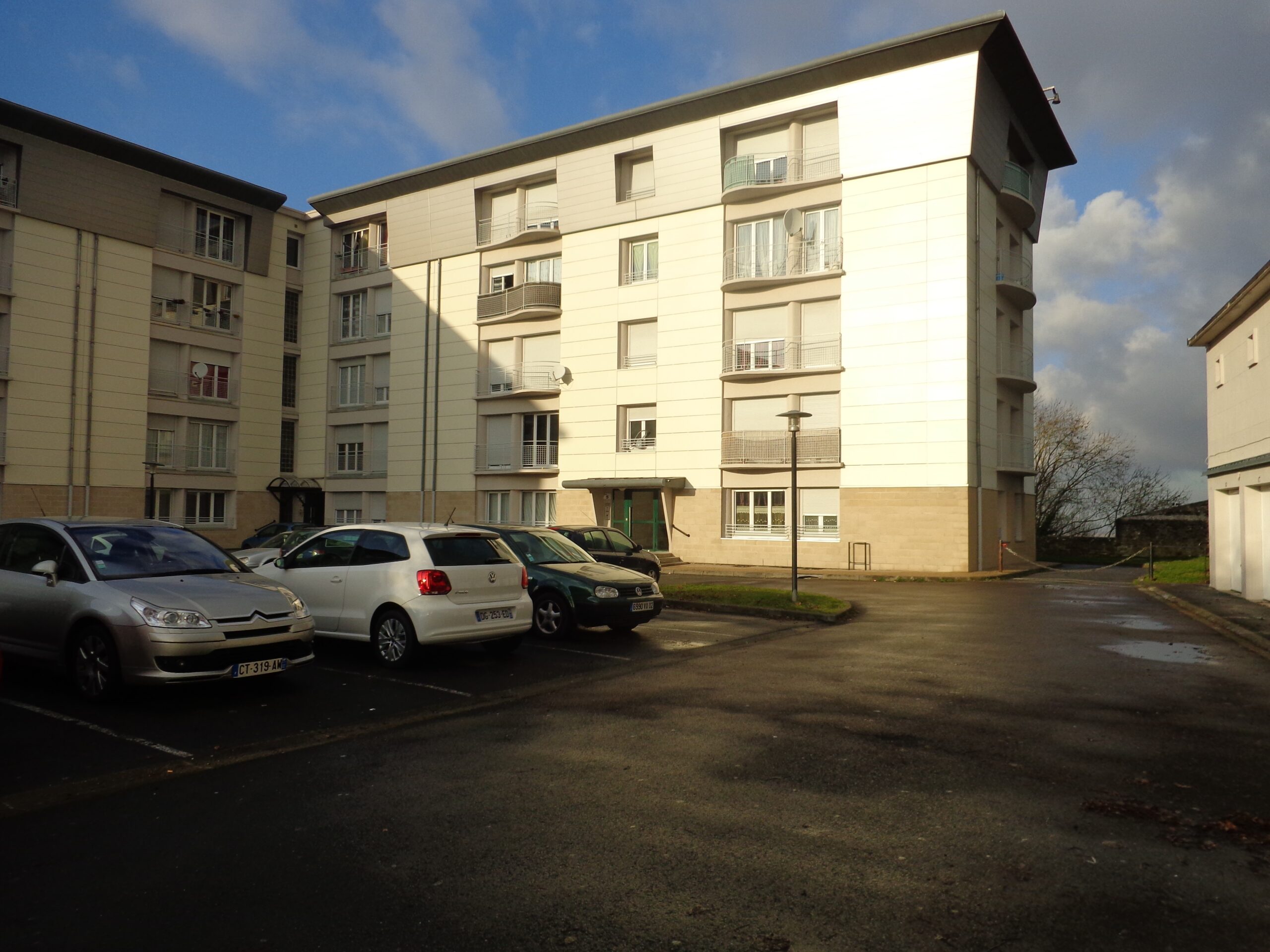 LAON, 02000 LAON, 02000